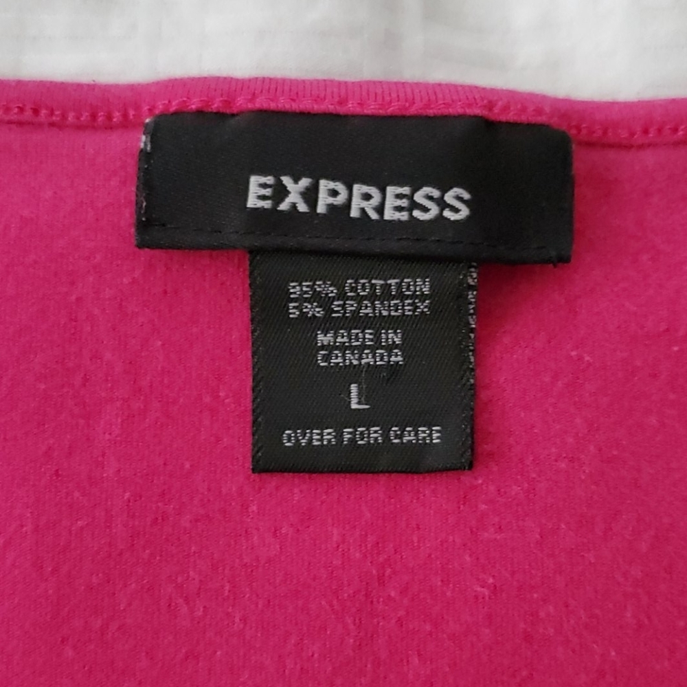 Express Form Fitted Tee - Picture 2 of 2
